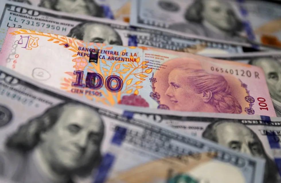 Dólar blue en Córdoba. (Reuters)