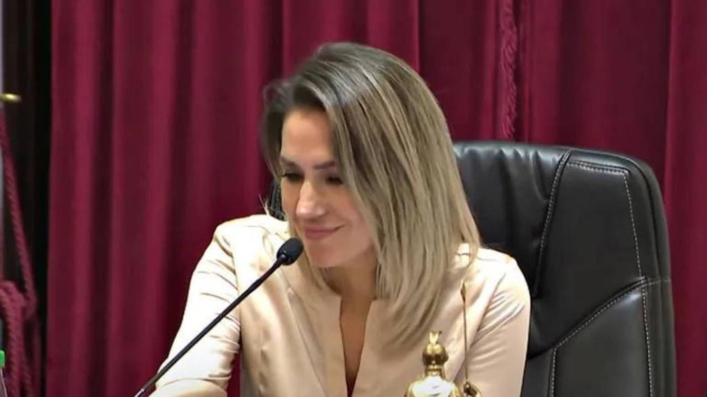 Carolina Losada presidió temporalmente el Senado