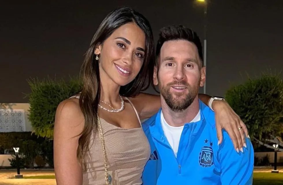 Antonela Roccuzzo visitó a Lionel Messi en la concentración, en el primer día libre del Mundial de Qatar.