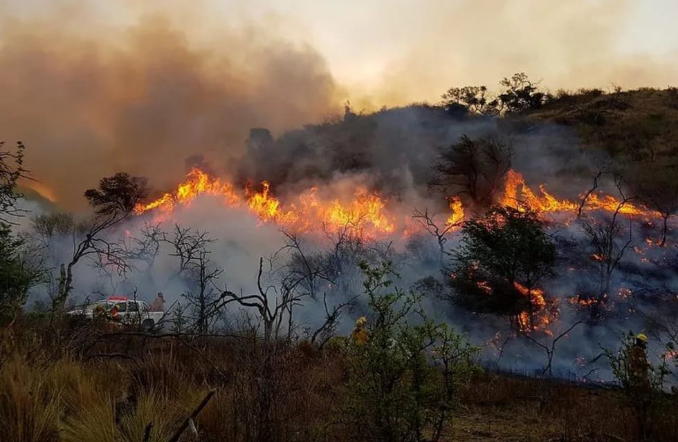 Incendios intencionales en las sierras cordobesas. (Foto: Gobierno de Córdoba).