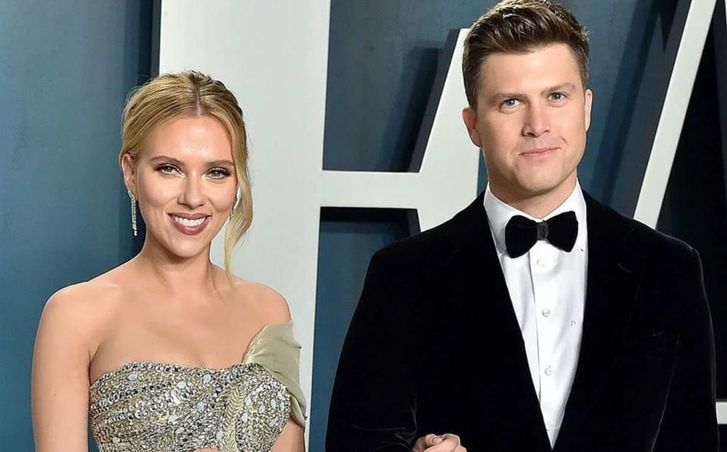 Scarlett Johansson y Colin Jost