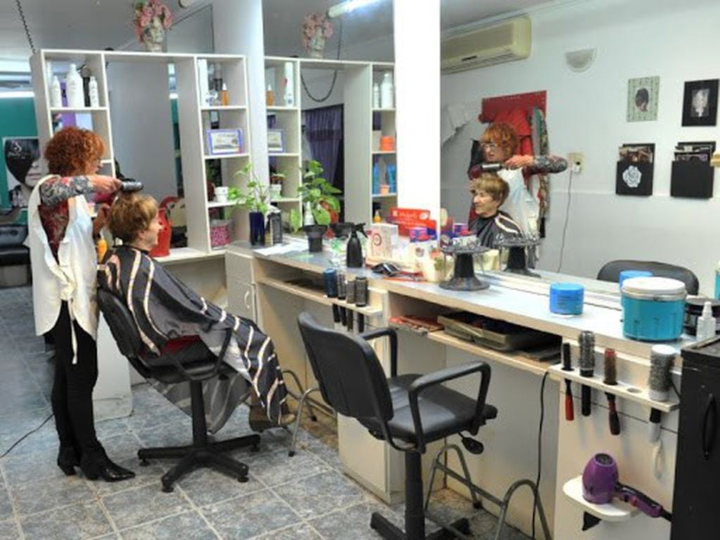 En las "zonas blancas", las peluquerías pudieron tramitar su reapertura desde este viernes. (Foto: ilustrativa/web).
