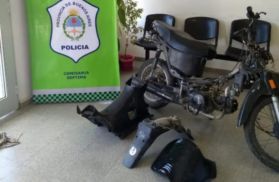 Vendía partes de una moto robada por Facebook