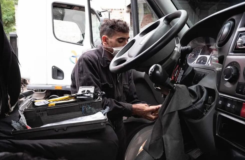 La primera etapa de la instalación de GPS alcanzó al 35% delparque automotor de la Municipalidad de Alvear.