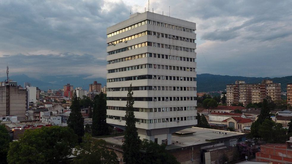 Edificio central de los Tribunales de Jujuy.