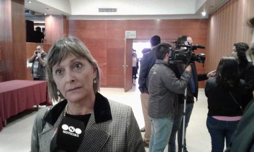 Aurora Pisarello, es candidata a vicegobernadora junto a Ariel García (Vía Tucumán)