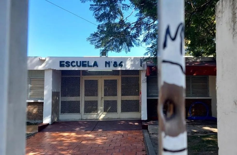 Balaceras en escuelas de Rosario
