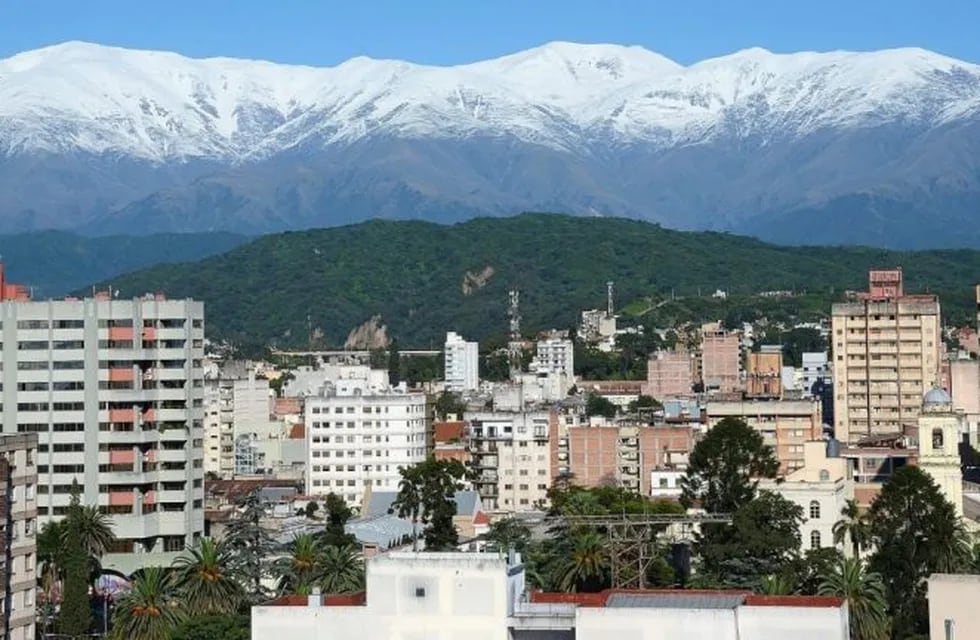 San Salvador de Jujuy en invierno