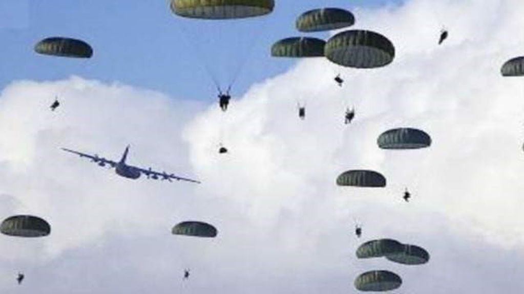 Ser paracaidista es una aptitud especial del personal militar.