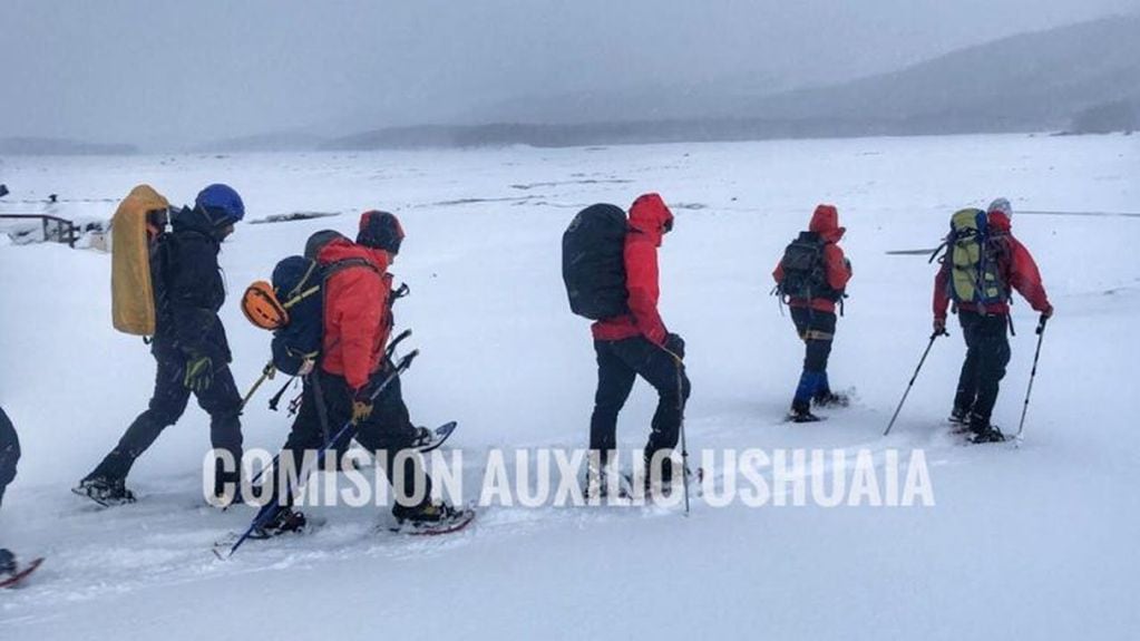 Rescate turista cerro Alvear - Comisión de Auxilio Ushuaia.