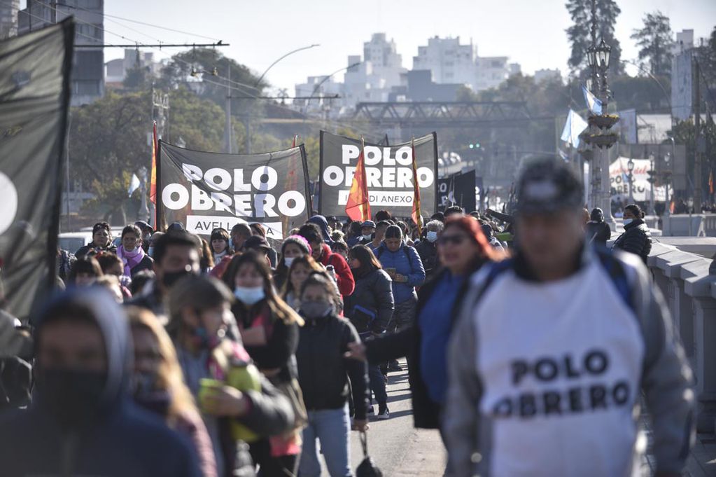 El Polo Obrero admitió que le pide un 2% de los planes sociales a cada uno de sus adherentes ( Ramiro Pereyra / La Voz)