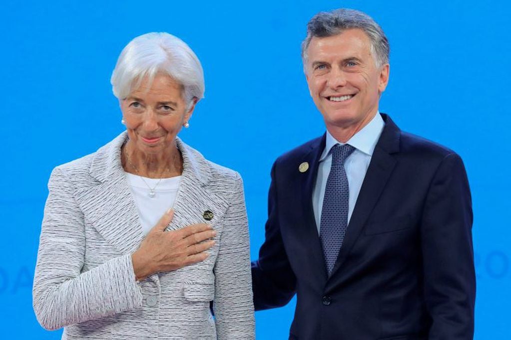 Mauricio Macri junto a Christine Lagarde (Foto: Ludovic MARIN/AFP)