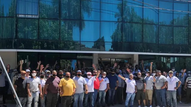Sigue sin resolverse el conflicto en la Cooperativa de Trabajadores Portuarios de Puerto San Martín