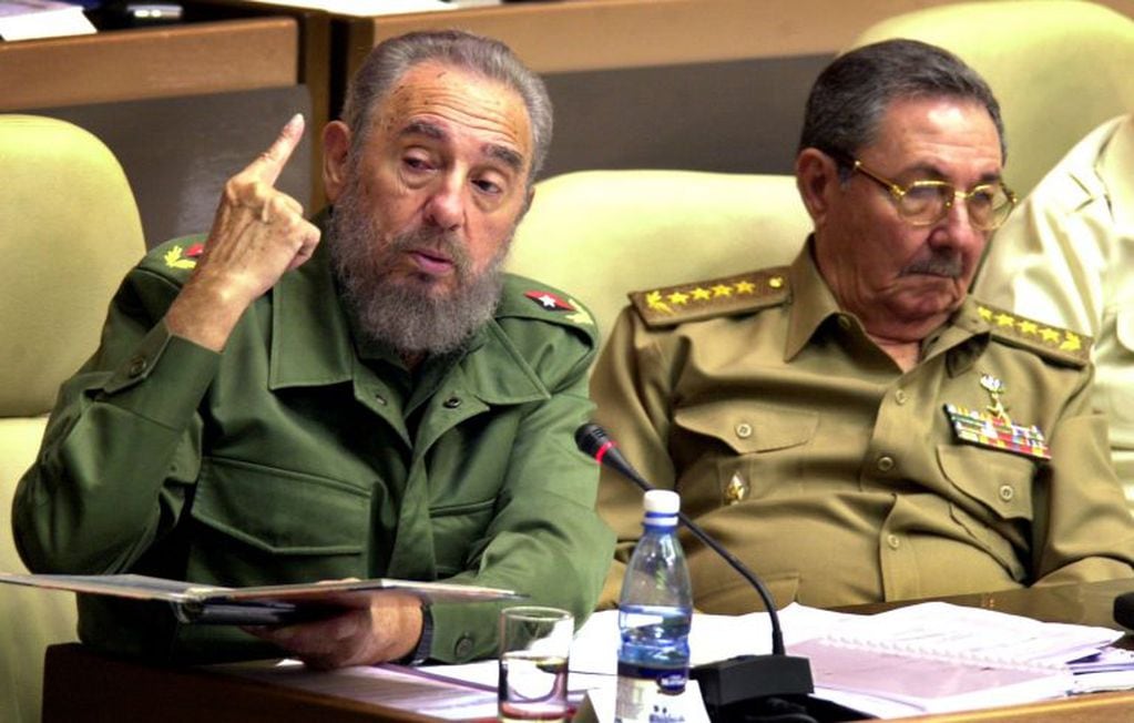 Cuba imprimirá un sello dedicado a Fidel Castro por primera vez desde su fallecimiento. (AP)