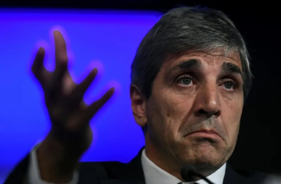 In this file picture taken on December 30, 2016 Argentina's new Finance Minister Luis Caputo offering a press conference at the Casa Rosada presidential palace in Buenos Aires.\r\nPresident  named Caputo to replace  as president of the Central Bank, the government announced on June 14, 2018 as Argentina faces mounting inflation, budget deficits and a weakening currency. / AFP PHOTO / Eitan ABRAMOVICH buenos aires luis caputo nuevo presidente del banco central cambios en el gabinete economico por la crisis conferencia de prensa