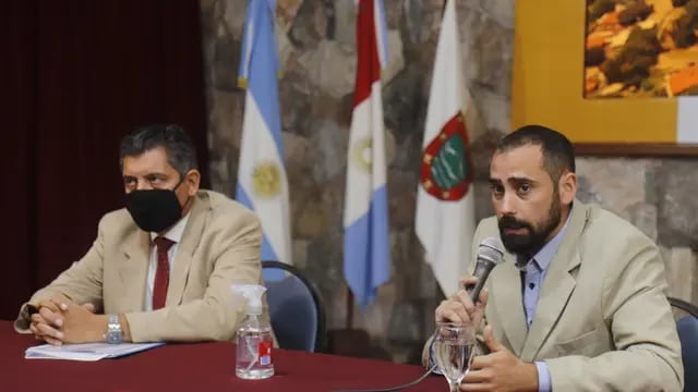 Darío Zeino y Darío Pérez en conferencia de prensa.