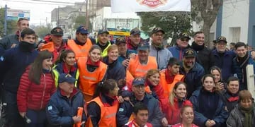 Punta Alta: caminata familiar para ayudar a los bomberos voluntarios