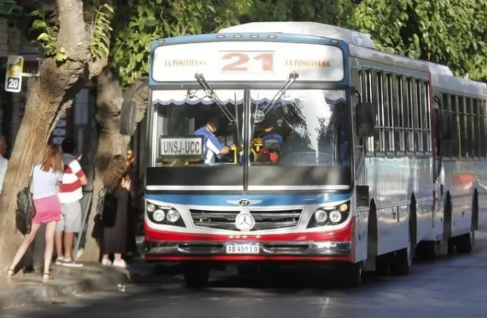 Transporte público de San Juan. Imagen de archivo.