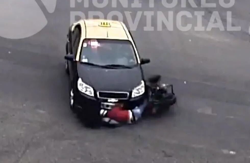 Motociclista protagonizó un accidente en Jorge Cura y Ovidio Lagos. (Ministerio de Seguridad)