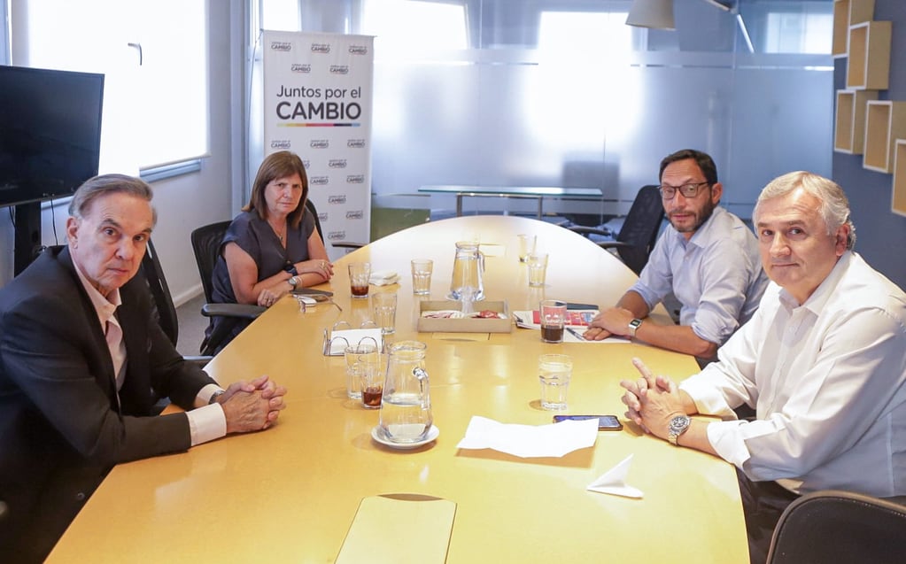 Miguel Ángel Pichetto, Patricia Bullrich, Maximiliano Ferraro y Gerardo Morales, en la reunión de este miércoles en Buenos Aires.