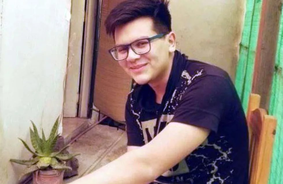 Joel Sánchez, el joven de 17 años asesinado a puñaladas mientras atendía una panadería en José C. Paz, provincia de Buenos Aires.