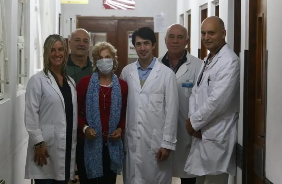 Orgullo Platense: el Hospital San Martín realizó el primer doble trasplante renal del país (El Día).