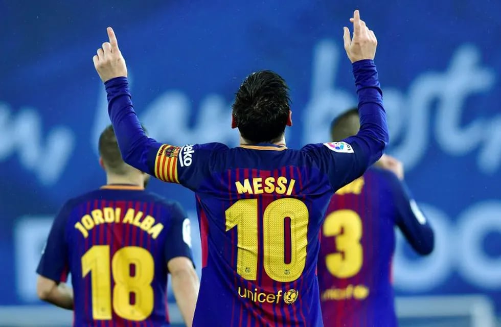 FC Barcelona's Lionel Messi celebrates the fourth of his team after scoring against Real Sociedad during the Spanish La Liga soccer match between Barcelona and Real Sociedad, at Anoeta stadium, in San Sebastian, northern Spain, Sunday, Jan.14, 2018. (AP Photo/Alvaro Barrientos)