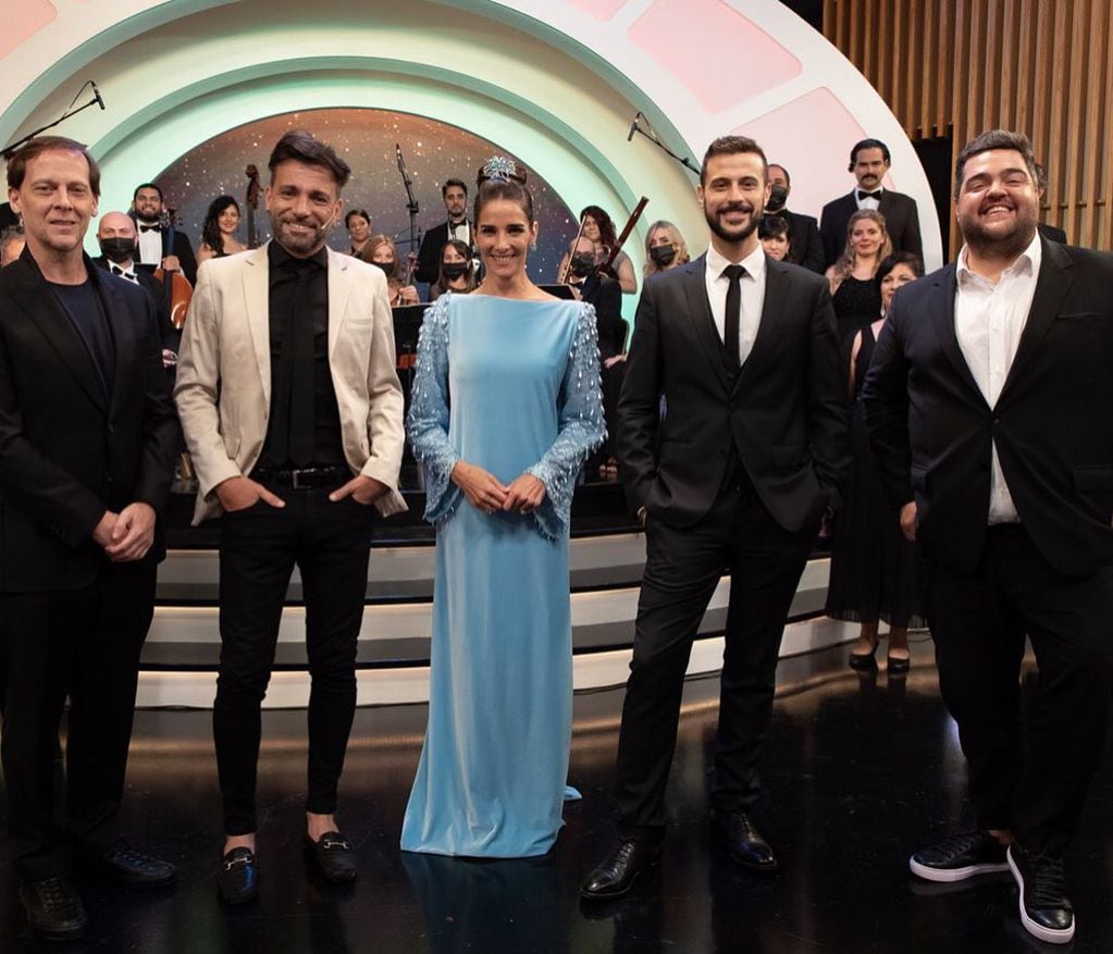 Primer programa 2021 de "La noche de Mirtha" con Juana Viale