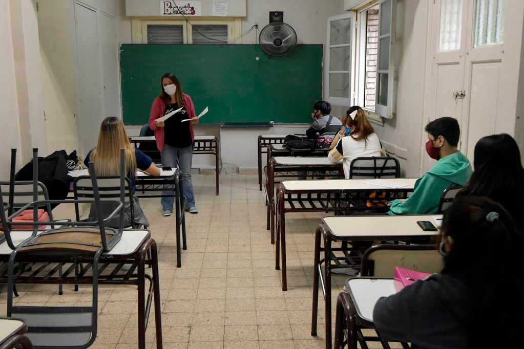 Los estudiantes que no acrediten todas sus materias podrían permanecer en ese curso. 

Foto: Orlando Pelichotti / Los Andes
