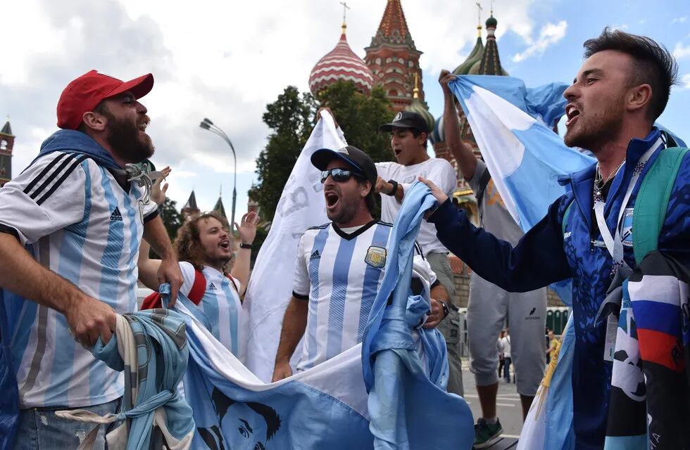 Los fanáticos argentinos que coparon Rusia 2018 ahora van por el sueño de estar presentes en Qatar 2022.