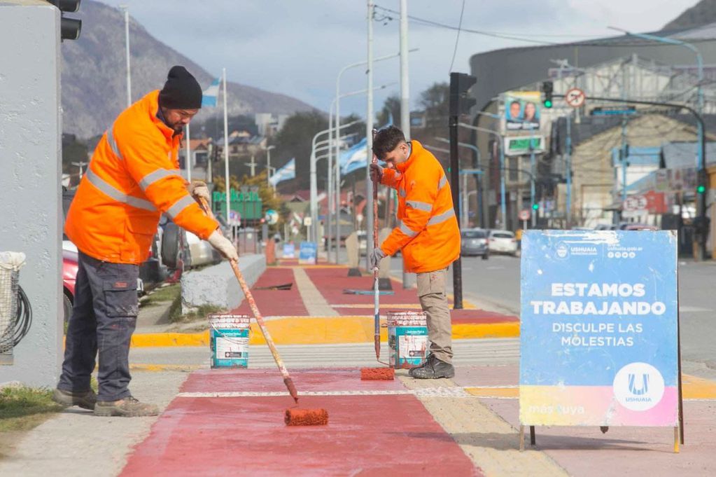 Embellecen espacios públicos para el Aniversario de Ushuaia