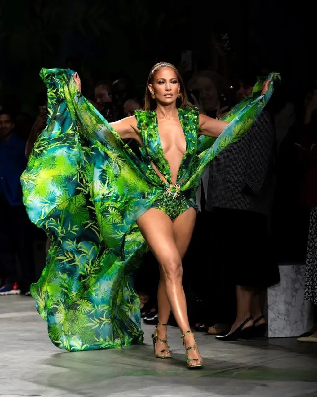 Los vestidos más icónicos de Versace - Jennifer López