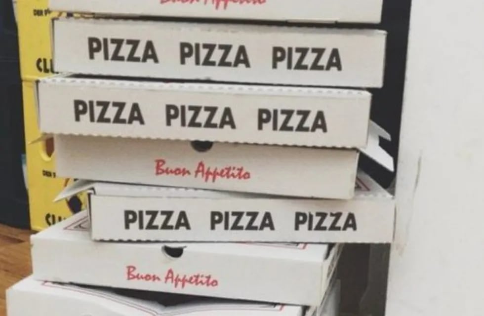 El hombre que lleva nueve años recibiendo pizzas que nunca pidió y ya no aguanta más