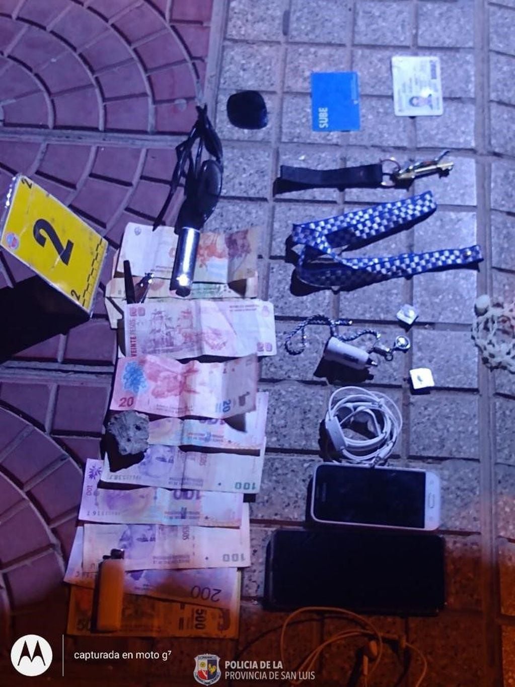 Elementos robados que fueron recuperados por la policía en San Luis.