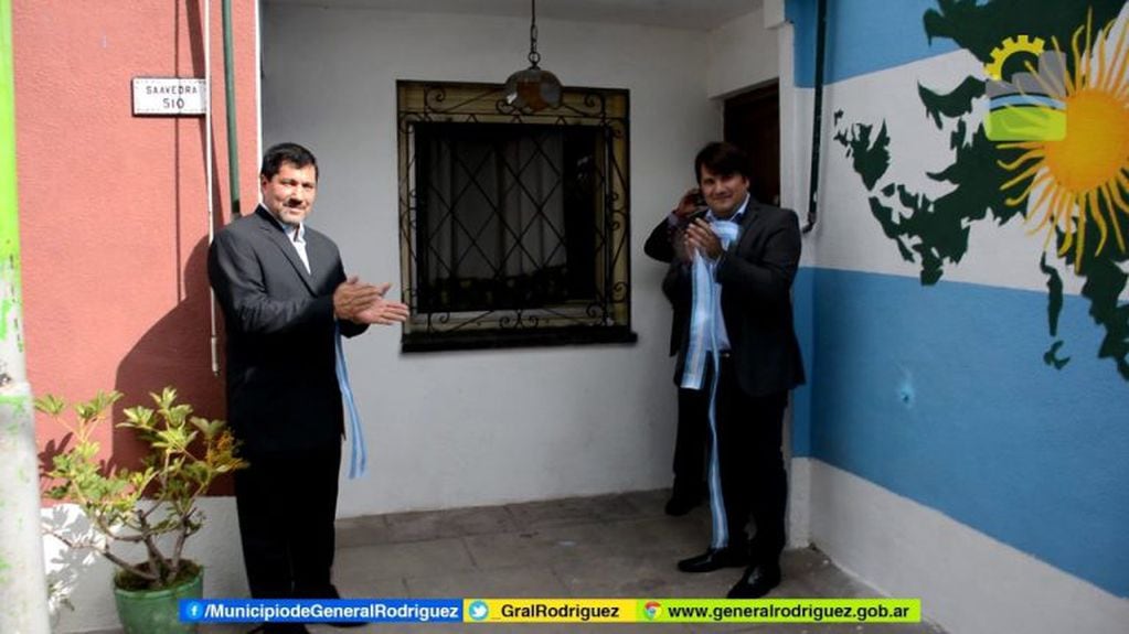 Inauguración de la Biblioteca Popular Puerto Argentino, Malvinas