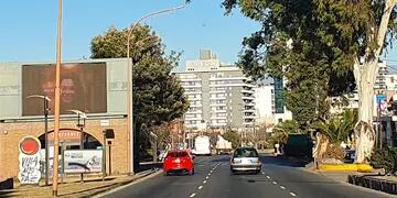 Ingreso a Villa Carlos Paz por autopista.