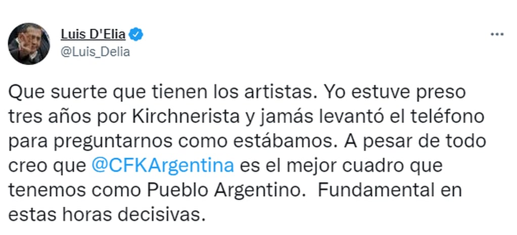 El tuit que publicó D'Elía criticando la pasividad de Cristina Kirchner mientras él estuvo preso.
