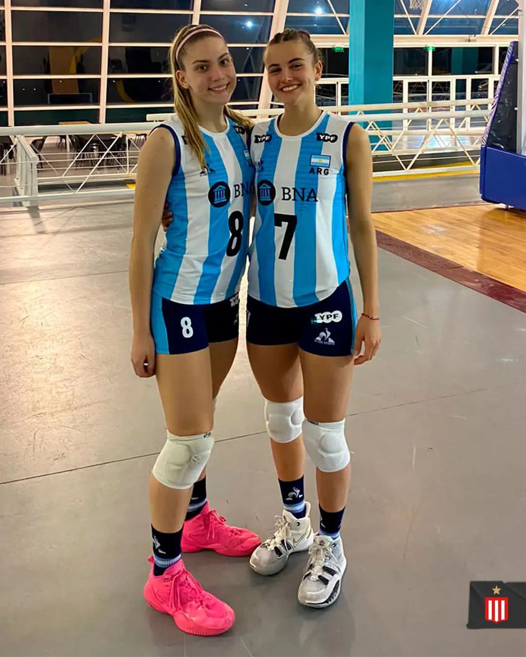 Valentina Moya y Paloma Routaboul son las jugadores de Estudiantes que jugarán el Mundial sub19.