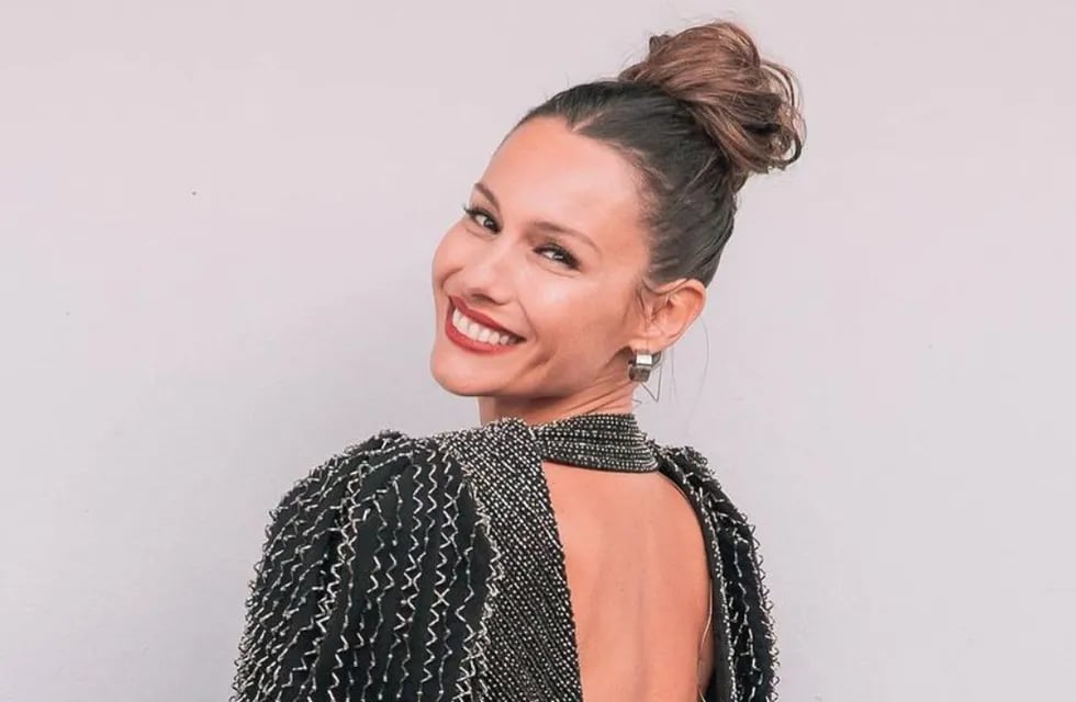 Una diosa: todos los vestidos de gala más estelares de Pampita.