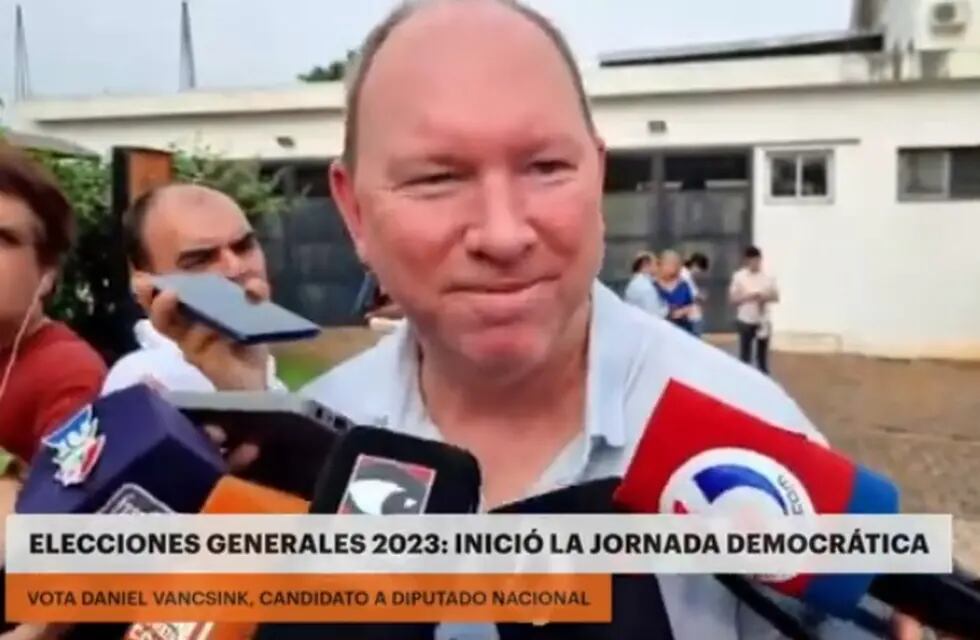 Elecciones 2023: Daniel “Colo” Vancsik sufragó en Posadas.