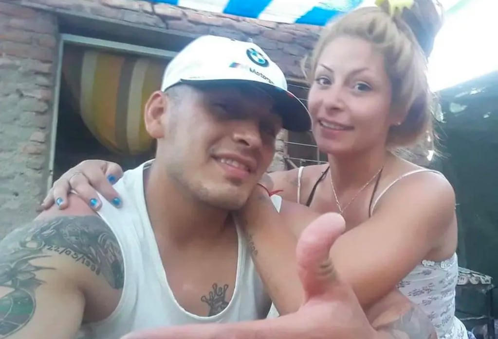 Fernando Rojas (25) y Karen Montenegro (26) son las víctimas del ataque en Las Heras.