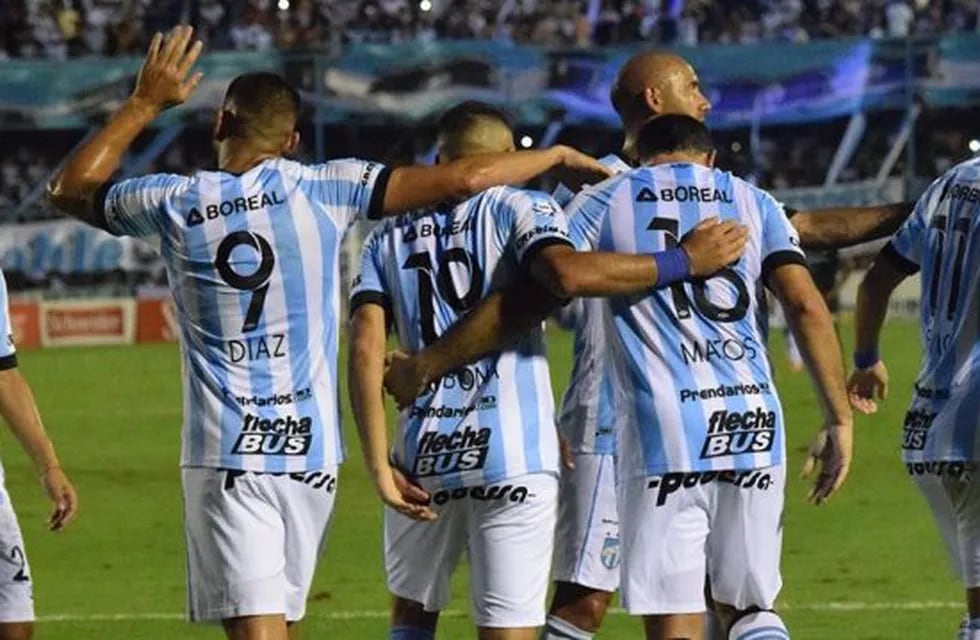 (Club Atlético Tucumán).