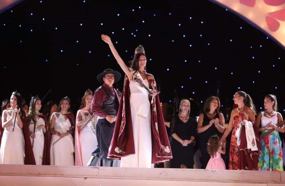 Juliana Miller, reina de la Vendimia de San Rafael, fue coronada el 1 de febrero de 2020.