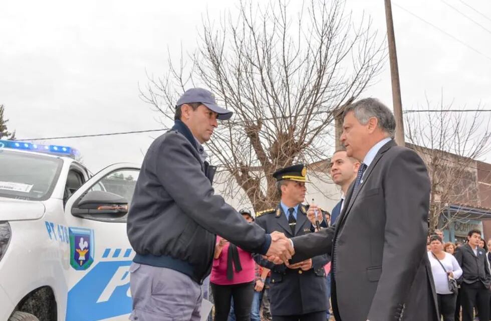 Peppo entregó vehículos para reforzar la seguridad en Plaza. (Prensa Gobierno)