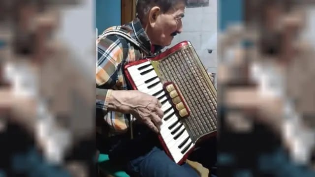 Le robaron el acordeón a un hombre de 89 años que lo utilizaba para combatir la depresión