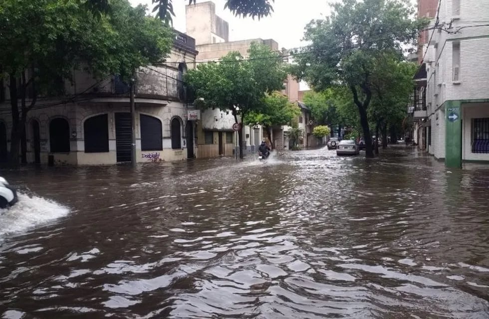 Inundaciones en Rosario tras el temporal