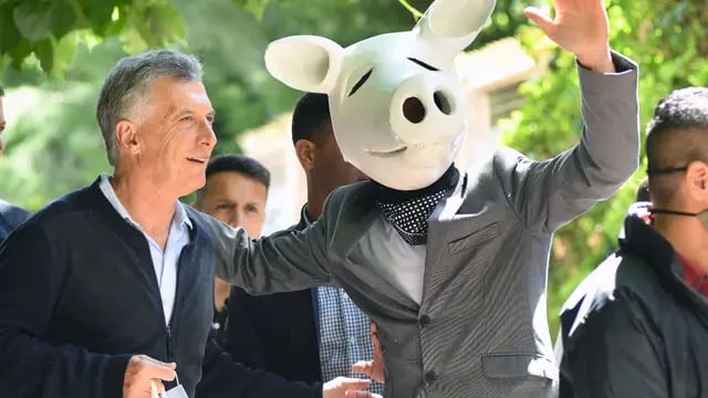 El "Chancho Blanco" se sacó una selfie con Macri.