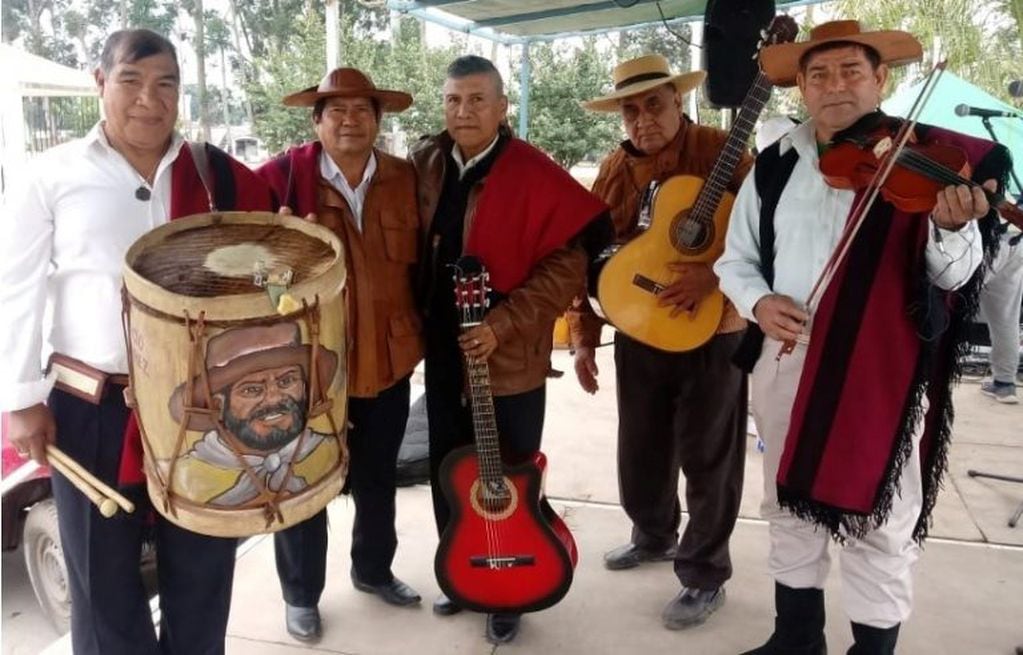 Folkloristas de la región fueron invitados a la jornada en Fraile Pintado.