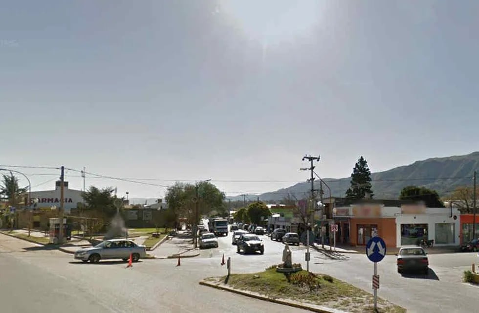 BIALET MASSÉ. Localidad serrana (Captura / Google Street View).