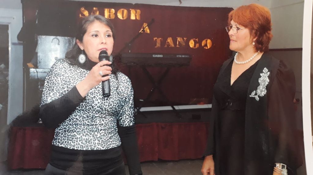 Rosa Camaño locutora de tango Arroyito